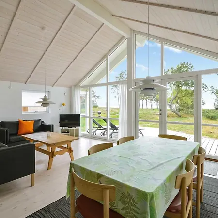 Holiday home Three-bedroom In Knebel