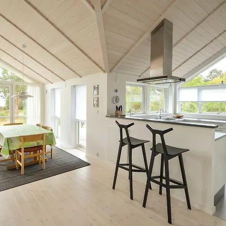Three-bedroom In * Knebel